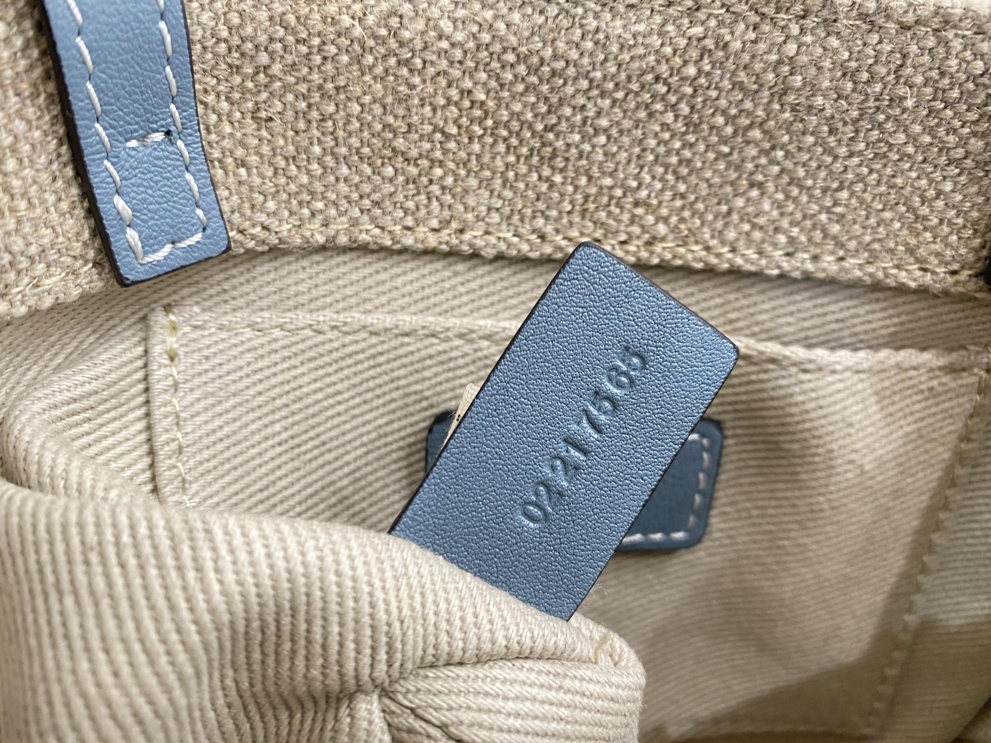 Chloe Mini Woody Tote Bag In Linen